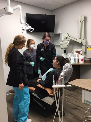 ATS students training on real dental patients, photo 3
