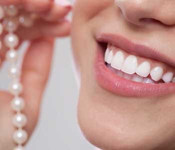 Look and feel your best with dental teeth bleaching from your Scarborough dentist