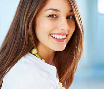 Can everyone get tooth implants with implant dentistry in North York ON?