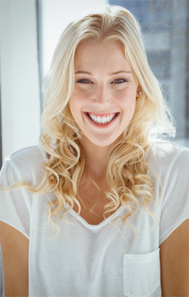 How do Veneers work Chicago - Smiling Woman