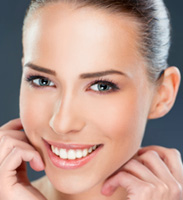 Teeth Whitening Procedure Chicago - Beautiful woman Smile