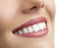 Smile with Veneers Chicago - The Perfect Attractive smile