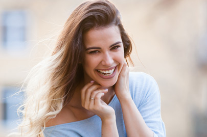 Whiten your teeth with professional-grade solutions
