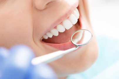 Looking for an implant dentist in Chicago?