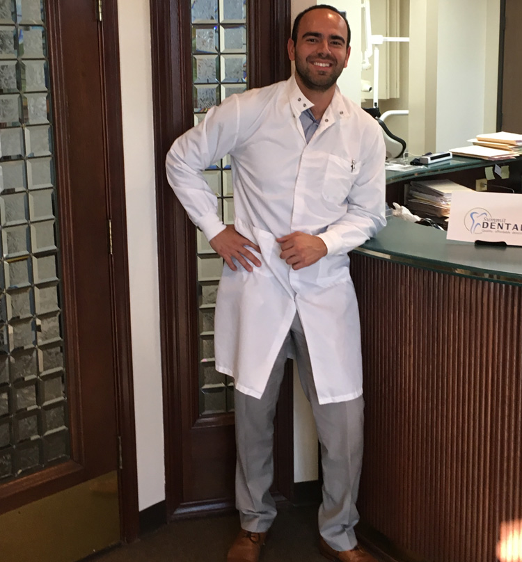 Dr Mario Castellanos