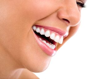 Common cosmetic dentistry procedures available in West Palm Beach