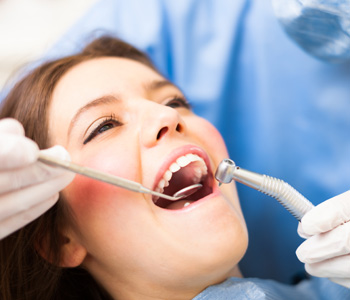 Dr Munira Lokhandwala, Starbrite Dental, Providing cosmetic dentistry