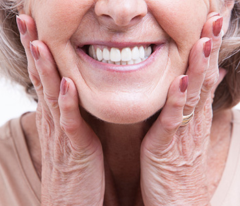 Dr Munira Lokhandwala, Starbrite Dental, Providing Immediate dentures