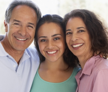 Dr Munira Lokhandwala, Starbrite Dental, Providing partial denture