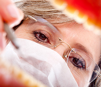 Dr Munira Lokhandwala, Starbrite Dental, Providing Cosmetic Dental Service