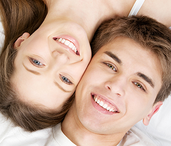 Dr Munira Lokhandwala, Starbrite Dental, Providing Teeth Whitening Cosmetic Service