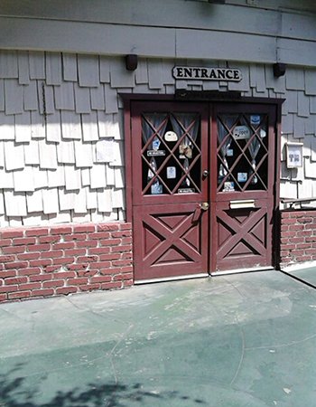 All Creatures Care Cottage Veterinary Hospital entrance 1