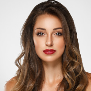 Reduce the signs of age with your experienced dermatologist in East Northport