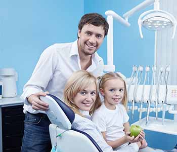 I’m looking for a dentist near me in Costa Mesa, is there a one in my area?