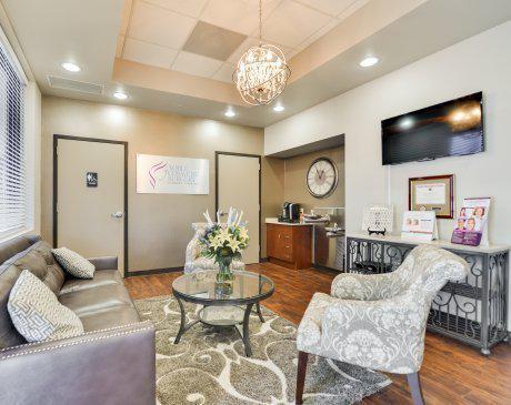 Reception, Noble Cosmetic Surgery